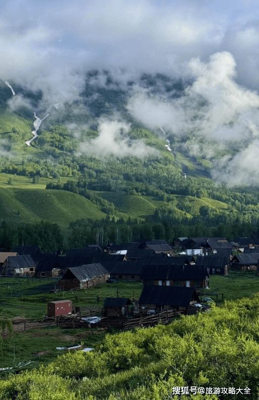 旅游团具体路线日游路线旅游攻略出发新葡京网上赌场新疆北疆十五天轻奢型(图5) 旅游团具体路线日游路线旅游攻略出发新葡京网上赌场新疆北疆十五天轻奢型(图5)