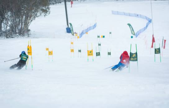 想都没想过的夏天！新葡京滑雪看极光你(图6)