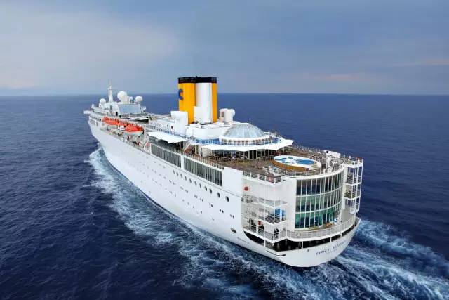 遇姐妹们的旅行也很精彩！新葡京博彩邮轮上没有艳(图8)